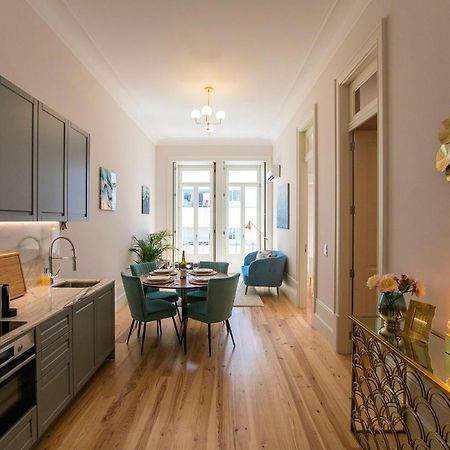 Lovelystay - 2Br Flat With Ac In Duque De Loule Porto Dış mekan fotoğraf