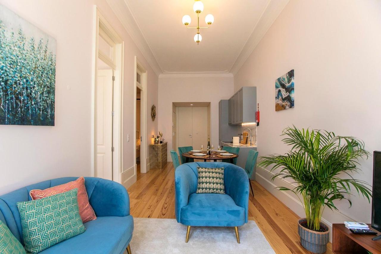 Lovelystay - 2Br Flat With Ac In Duque De Loule Porto Dış mekan fotoğraf