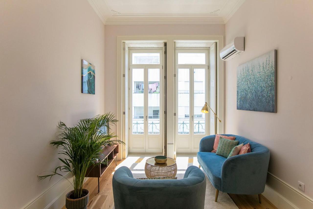 Lovelystay - 2Br Flat With Ac In Duque De Loule Porto Dış mekan fotoğraf